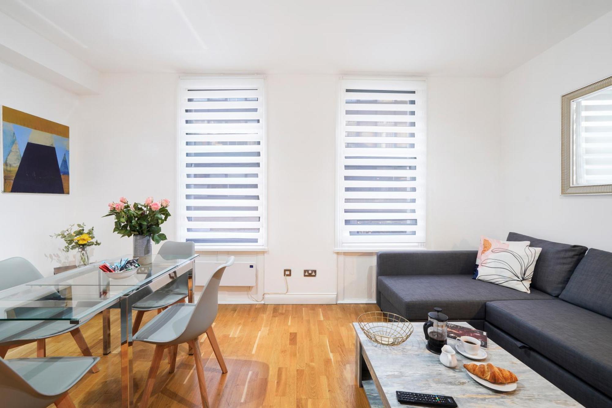 Apt 1, Soho Apartments 1St Floor By Indigo Flats London Bagian luar foto