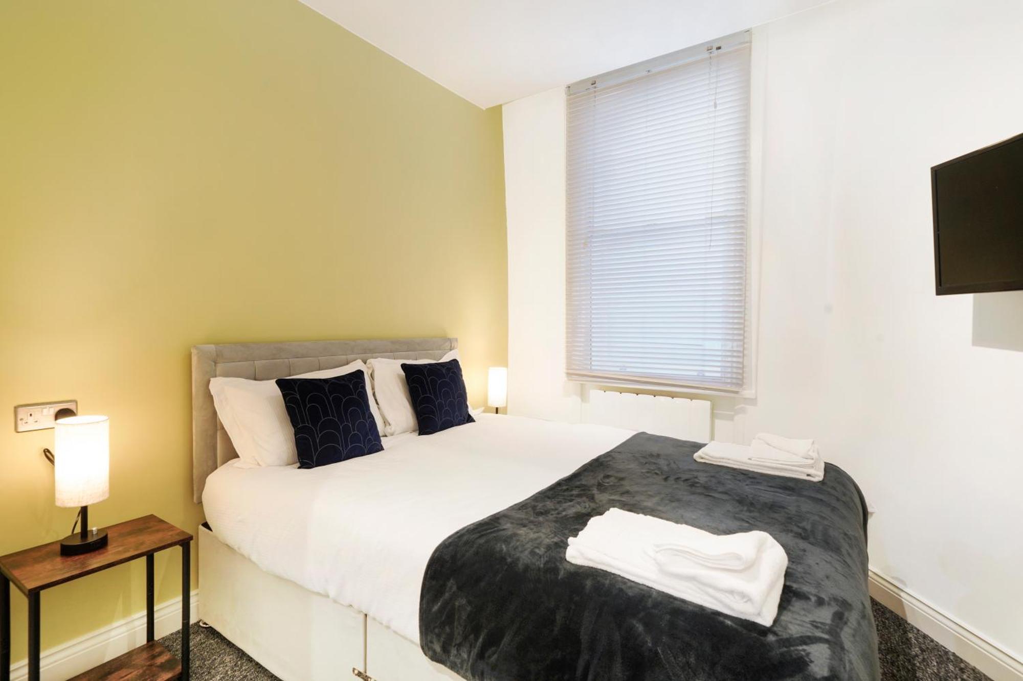 Apt 1, Soho Apartments 1St Floor By Indigo Flats London Bagian luar foto